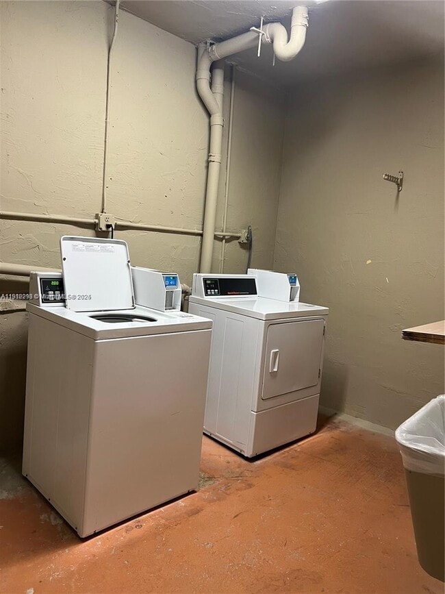 Building Photo - 7701 Camino Real