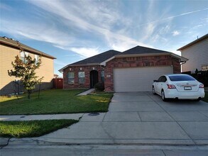 Building Photo - 1846 Bayfront Dr