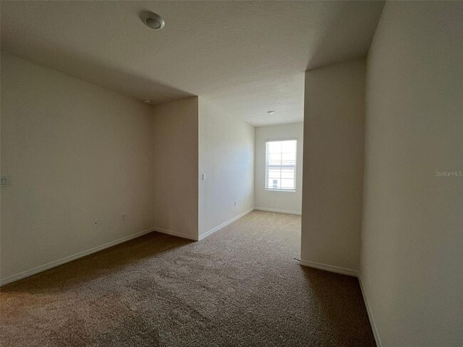 Building Photo - 1065 Blue Jay Dr