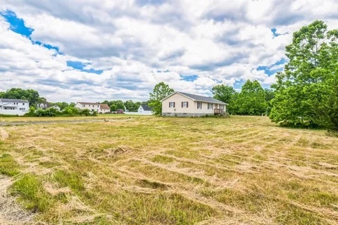 Building Photo - 1613 NJ-50