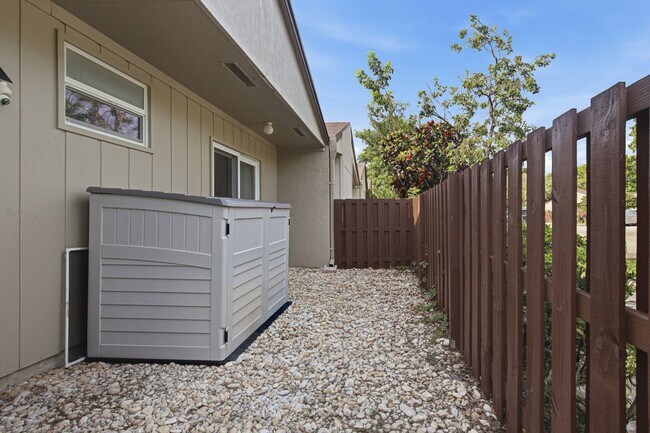 Building Photo - 11600 Timbers Way