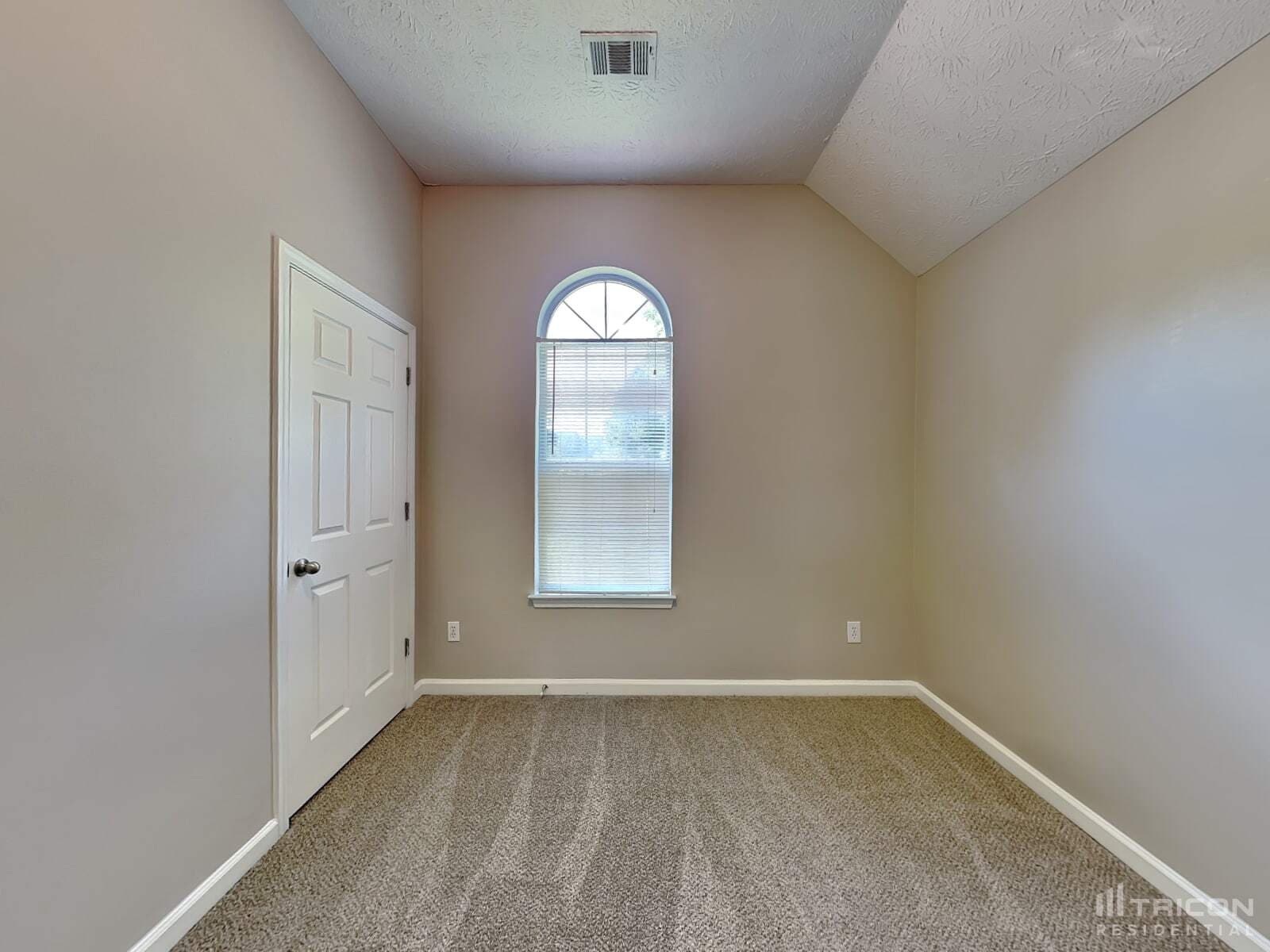 Building Photo - 538 Grove Pointe Ct