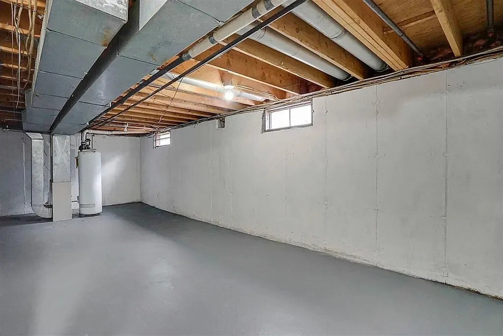 Building Photo - 142 Cherry St
