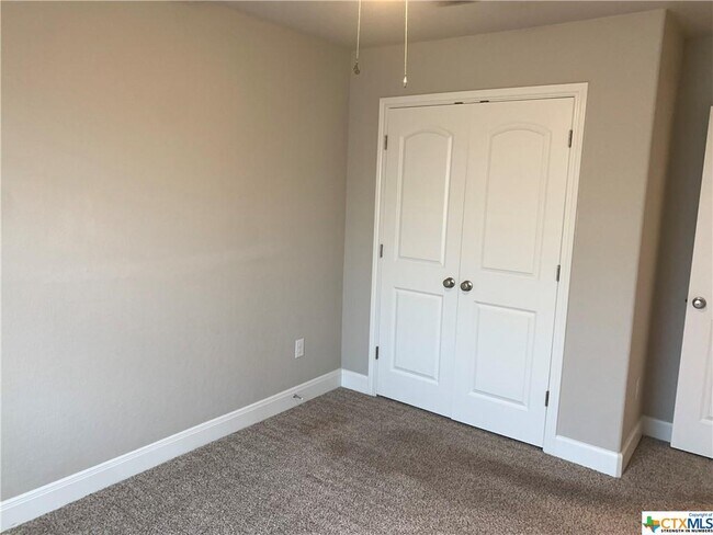 Building Photo - 2024 Rueben Rd