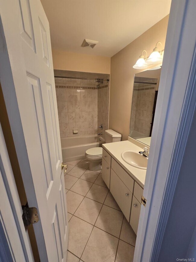 Building Photo - 54 Wilderness Dr