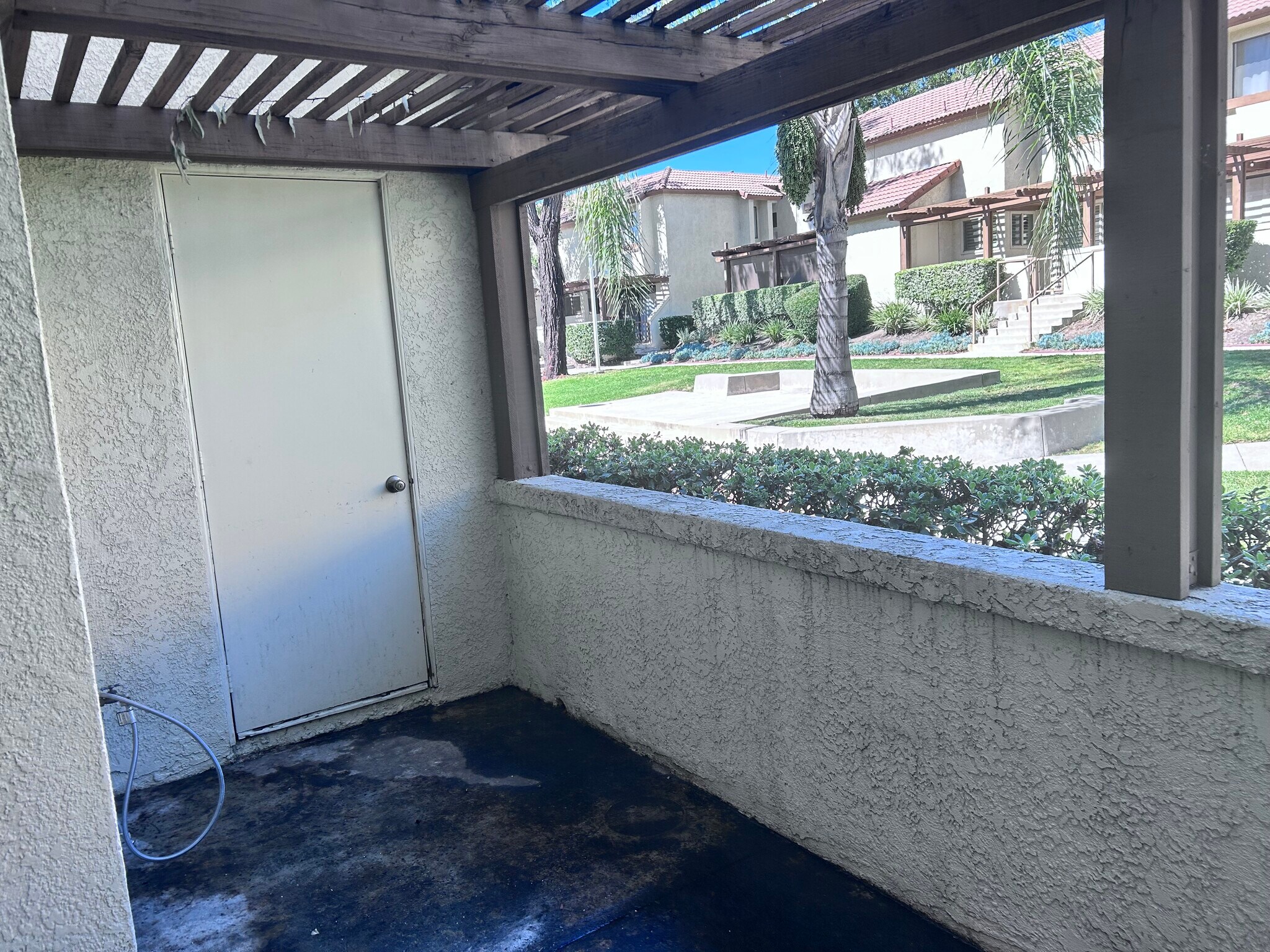 Building Photo - 781 Danville Dr