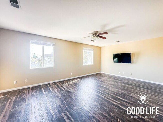Building Photo - 1074 Moonstone Pl