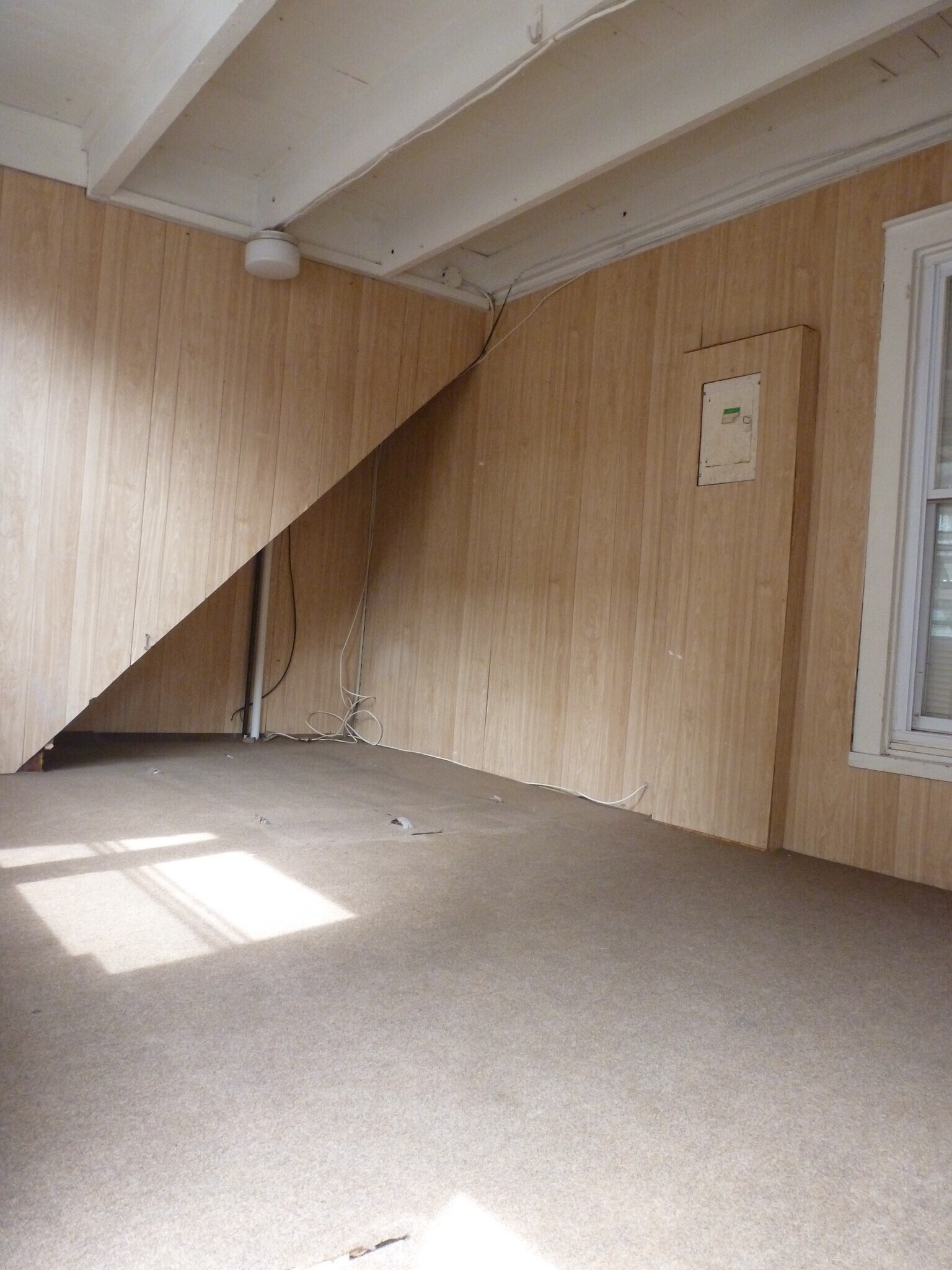 Indoor porch - 110 Lancaster St