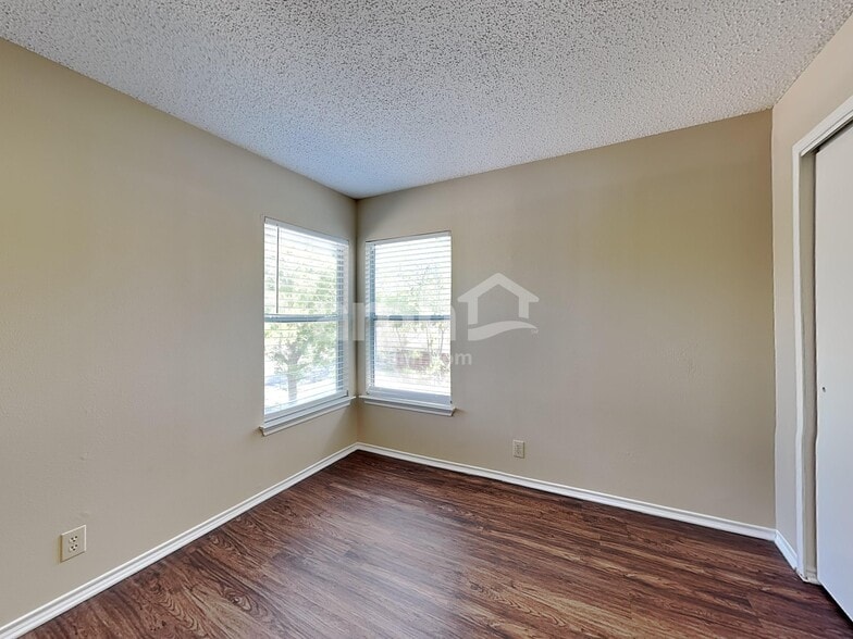 Building Photo - 7119 Rock Blf