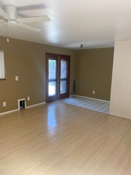 Building Photo - 1255 N Alamo St