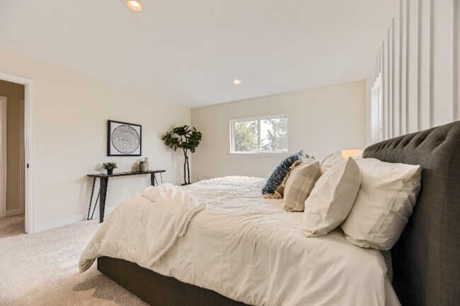 Building Photo - 11032 Brownstone Dr