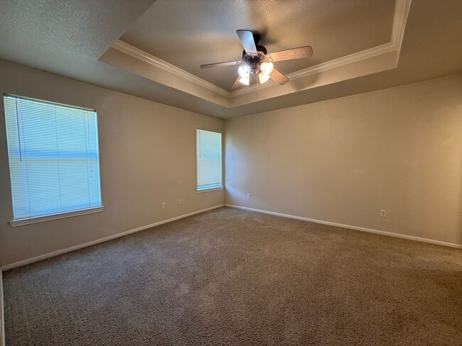 Building Photo - 222 Nolan Ridge Dr