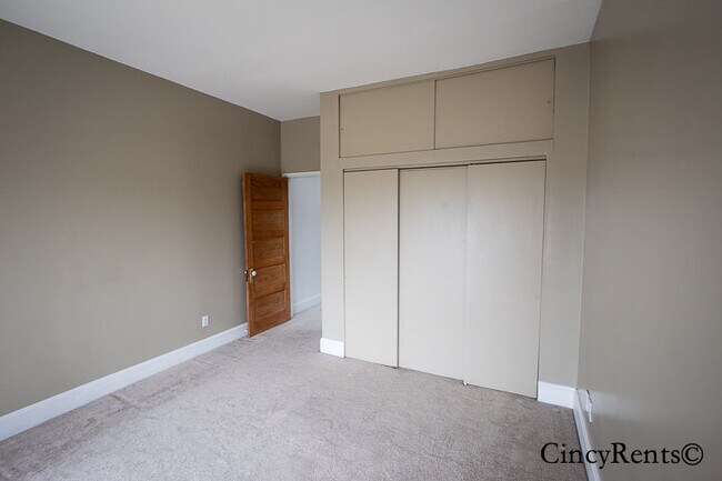 Building Photo - 61 Mulberry St