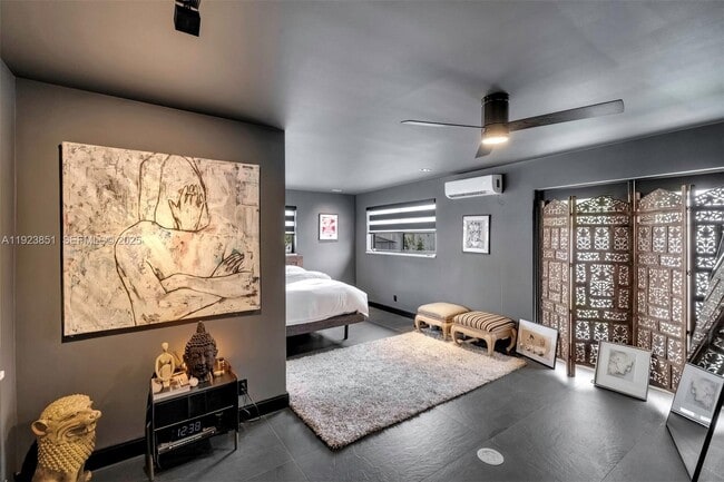 Building Photo - 530 NW 39th St