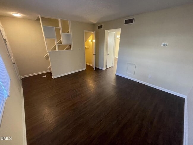 Building Photo - 120 Byrum St