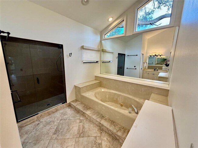 Building Photo - 3111 Bayou Sound