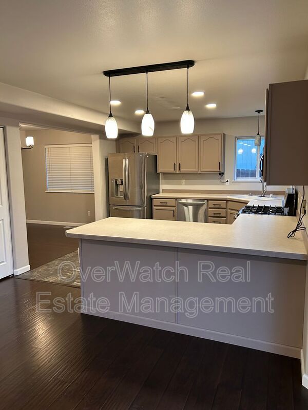 Building Photo - 10651 Concord Hill Cir