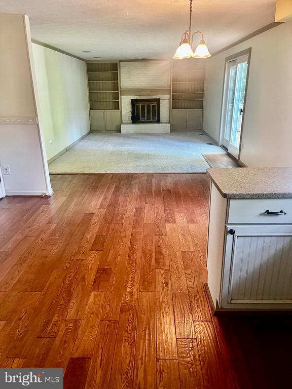 Building Photo - 15404 Beachview Dr