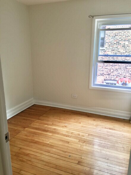 Building Photo - 3148 N Clifton Ave