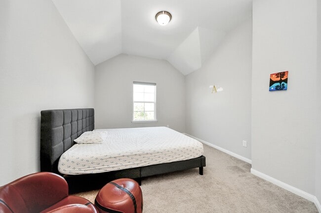 Building Photo - 2707 Brighton Willow Way