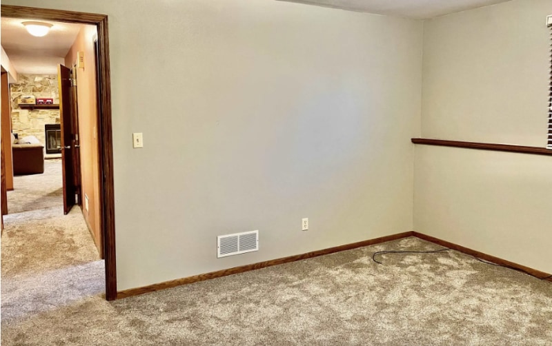 Building Photo - 5910 Thatcher Dr