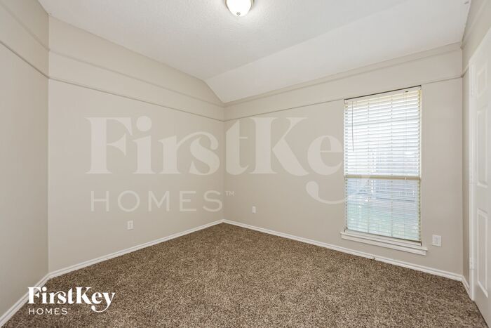 Building Photo - 1417 Highland Dr