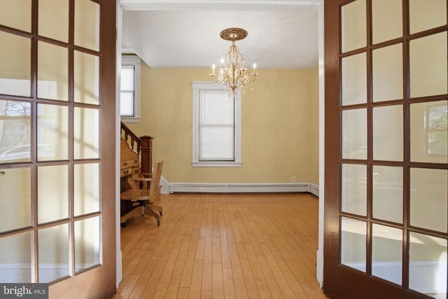 Building Photo - 9 Academy St