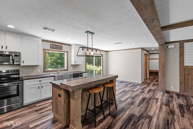 Building Photo - Gorgeous Home For Rent!!