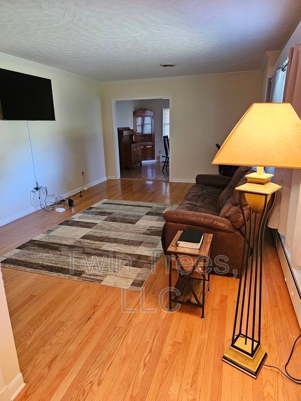 Building Photo - 115 Shenell Dr