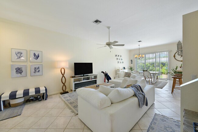 Building Photo - 142 Barefoot Cove