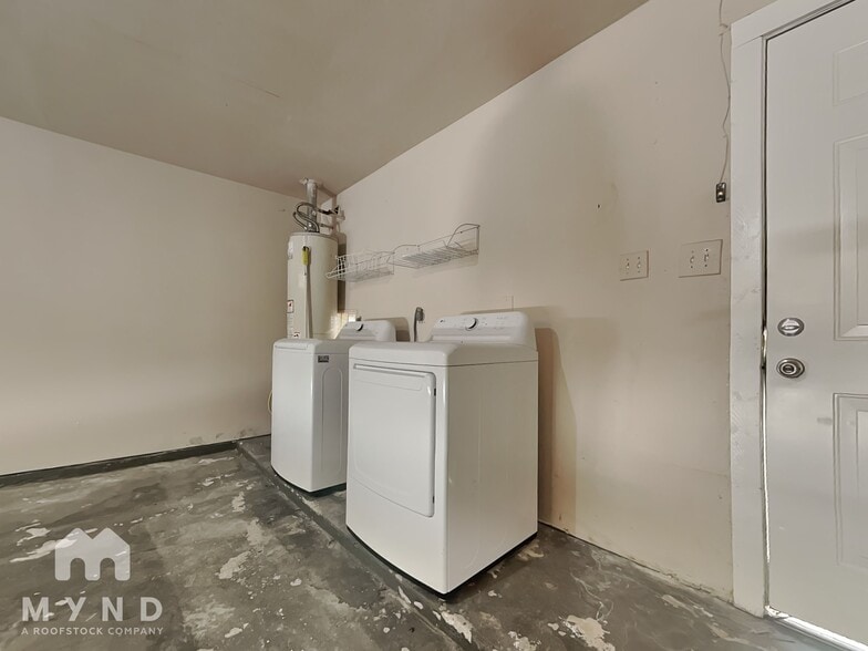 Building Photo - 5834 Twisted Pine Ct