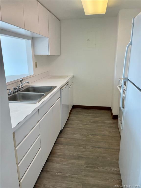 Building Photo - 127 Greyrock Pl