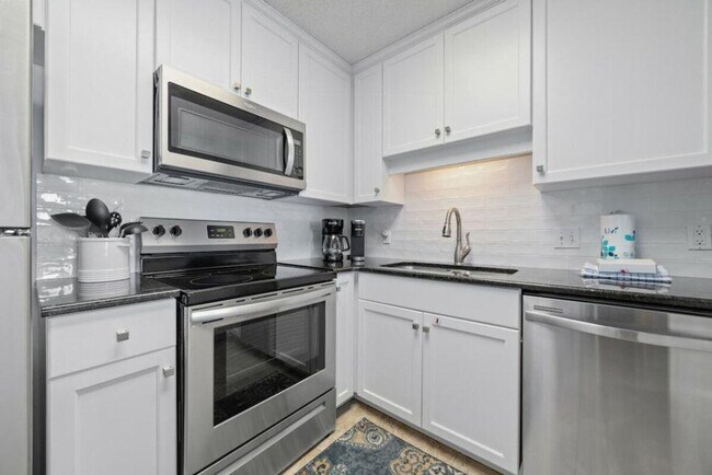 Building Photo - 24400 Perdido Beach Blvd