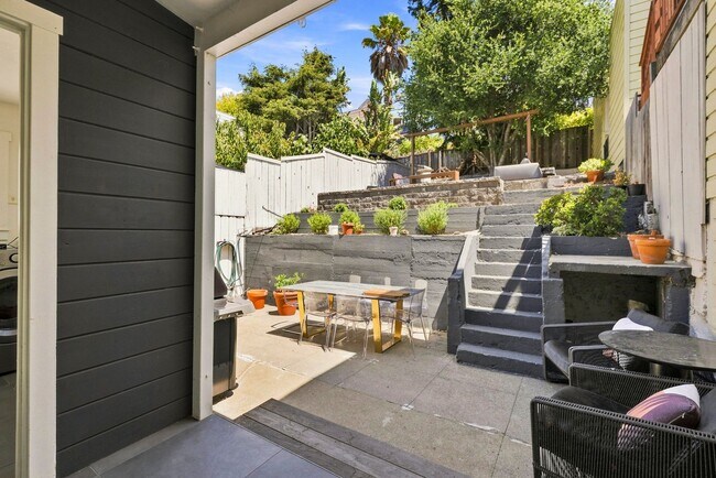 Building Photo - 507 Potrero Ave