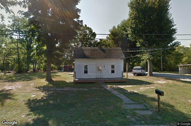 Building Photo - 301 E Olive St