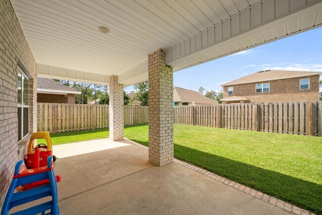 Building Photo - 93 Eagles Nest Dr