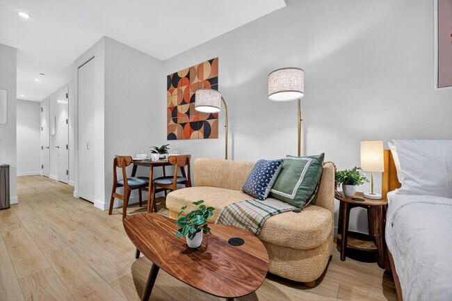 Building Photo - 160 Water St