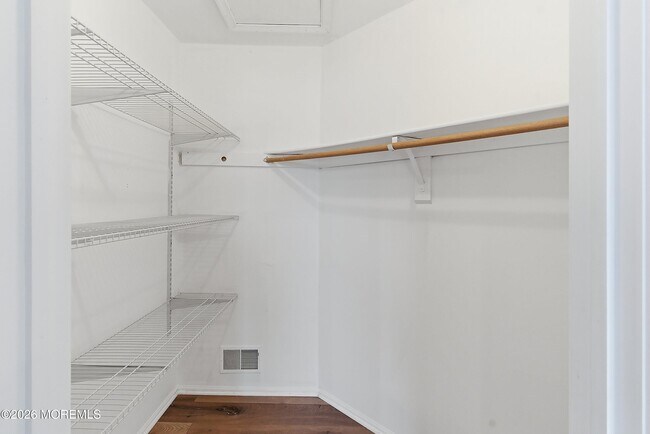 Building Photo - 44 Kingfisher Ct