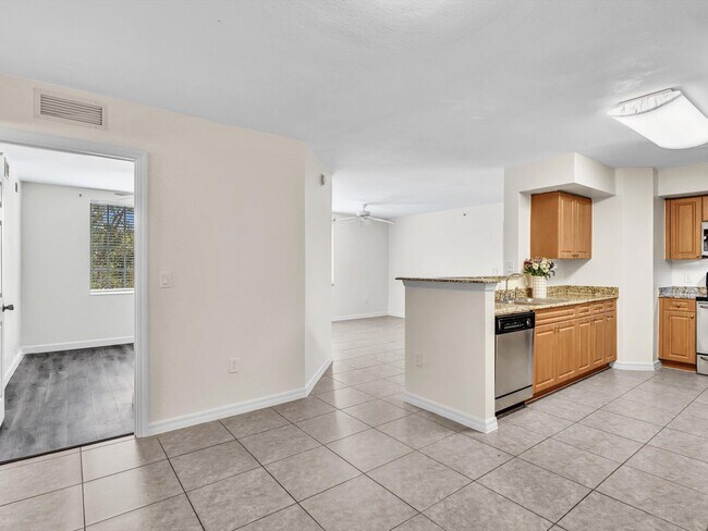 Building Photo - 6768 Heritage Grande