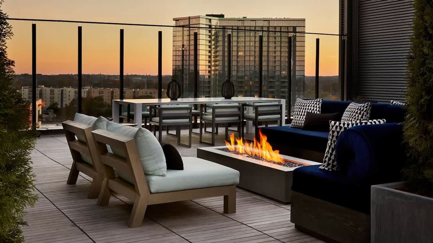 Building Photo - 1055 Brady Ave NW