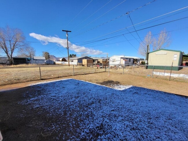 Building Photo - 3795 Lum Ave