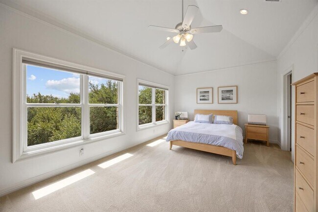 Building Photo - 2805 Calaw Cove