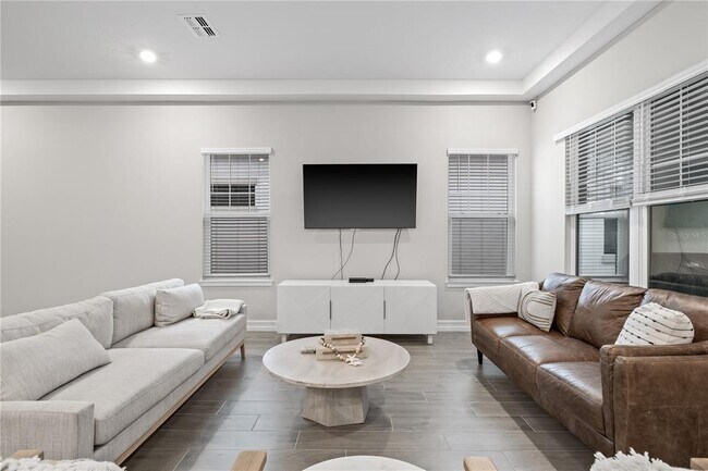 Building Photo - 2632 Yellow Sundial Lp