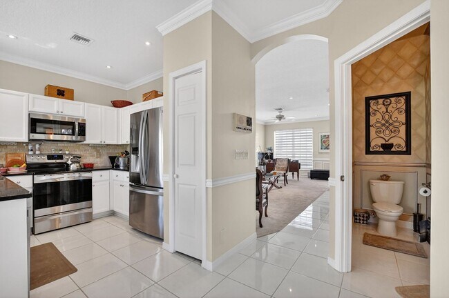 Building Photo - Boca Pointe in Boca Raton. Golf Villa 4 Bed-2.5 Bath | Pet Friendly