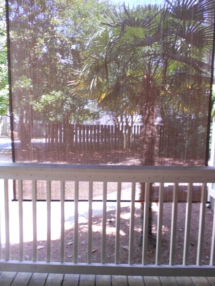 All-Inclusive Furnished 1 Bedroom 1 Bath with Office Center in Bay Club- 2 miles Sullivan's Island - 1481 Center St Ext