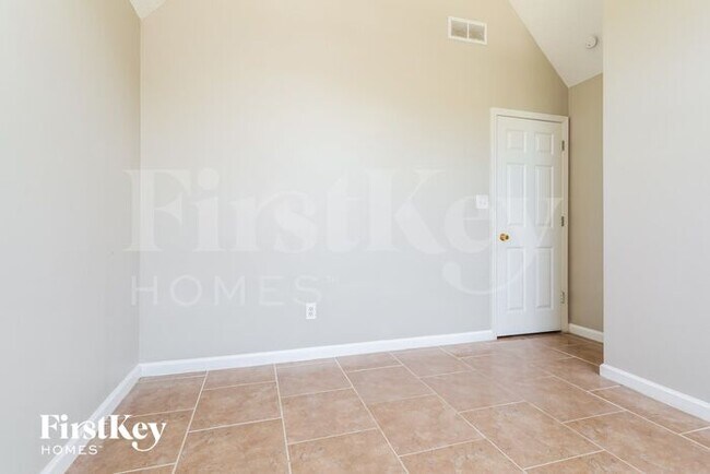 Building Photo - 513 Ashton Manor Dr