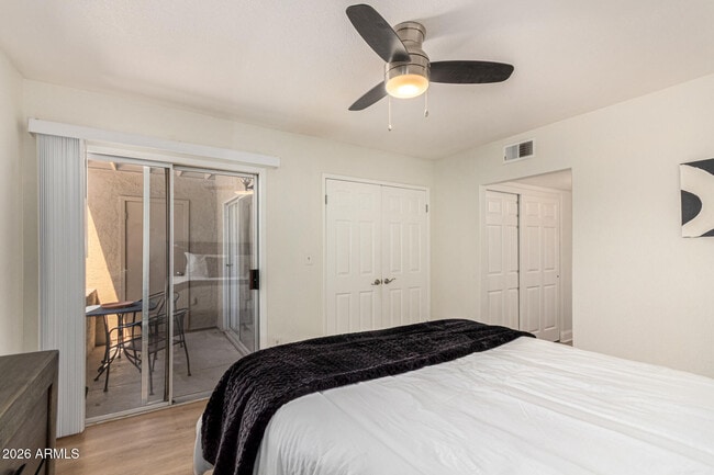 Building Photo - 5877 N Granite Reef Rd