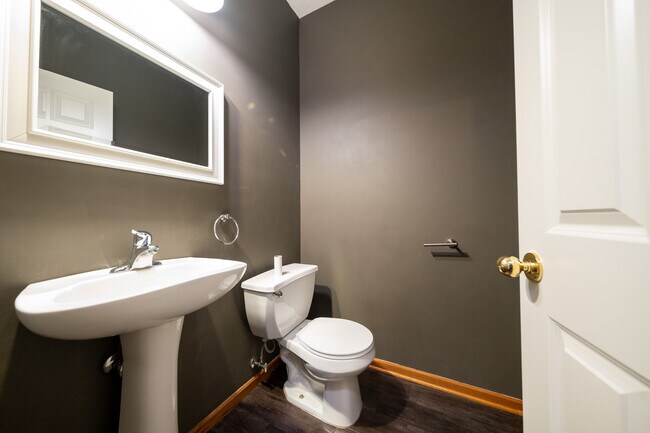 Building Photo - 799 Cobblestone Way