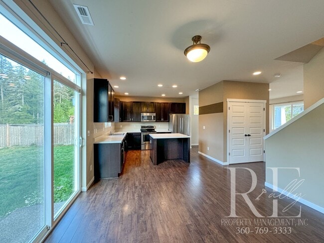 Building Photo - Charming 3-Bedroom Home in a Quiet Neighborhood!