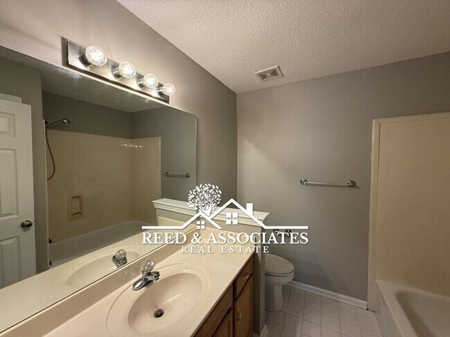 Building Photo - COMING SOON! Collierville Townhome!